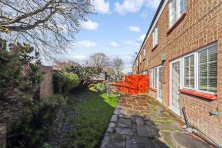 Kingsley Walk, Tring, Image 17