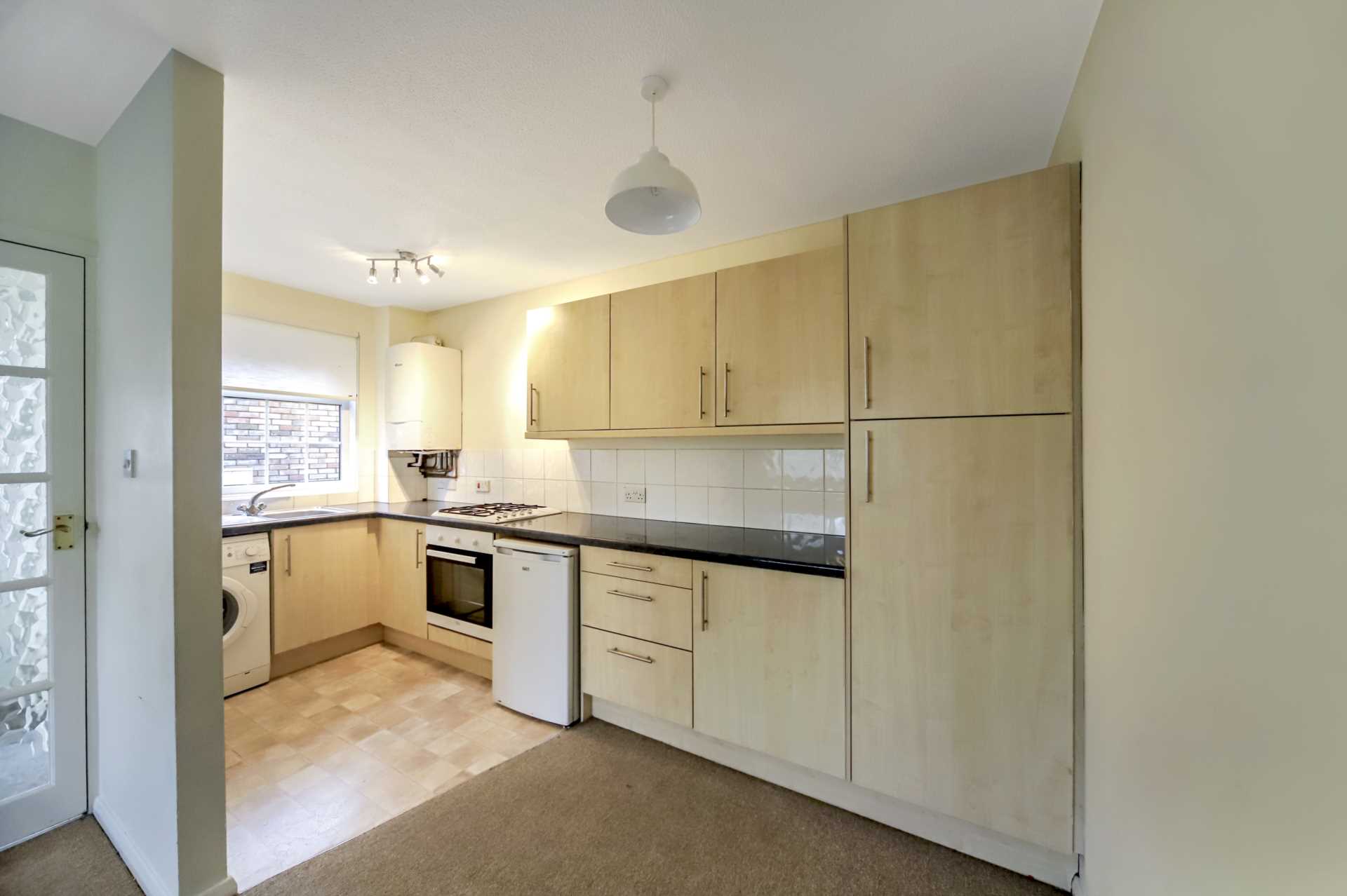 Hunters Close, Tring, Image 4