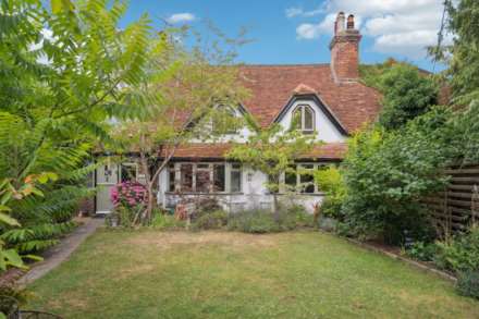 Green End Street, Aston Clinton
