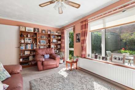 Rosebery Way, Tring, Image 4