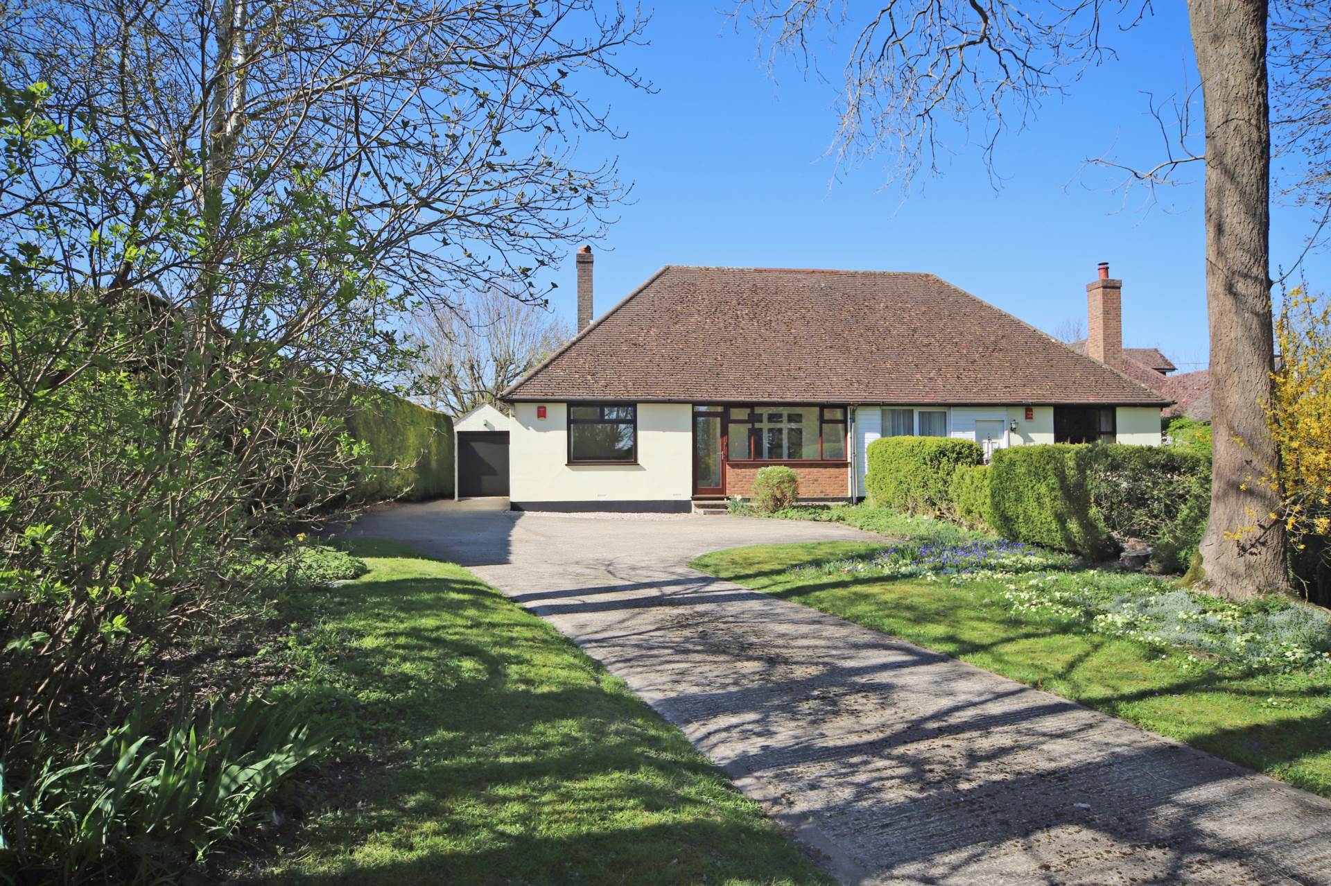 Edlesborough, Image 1