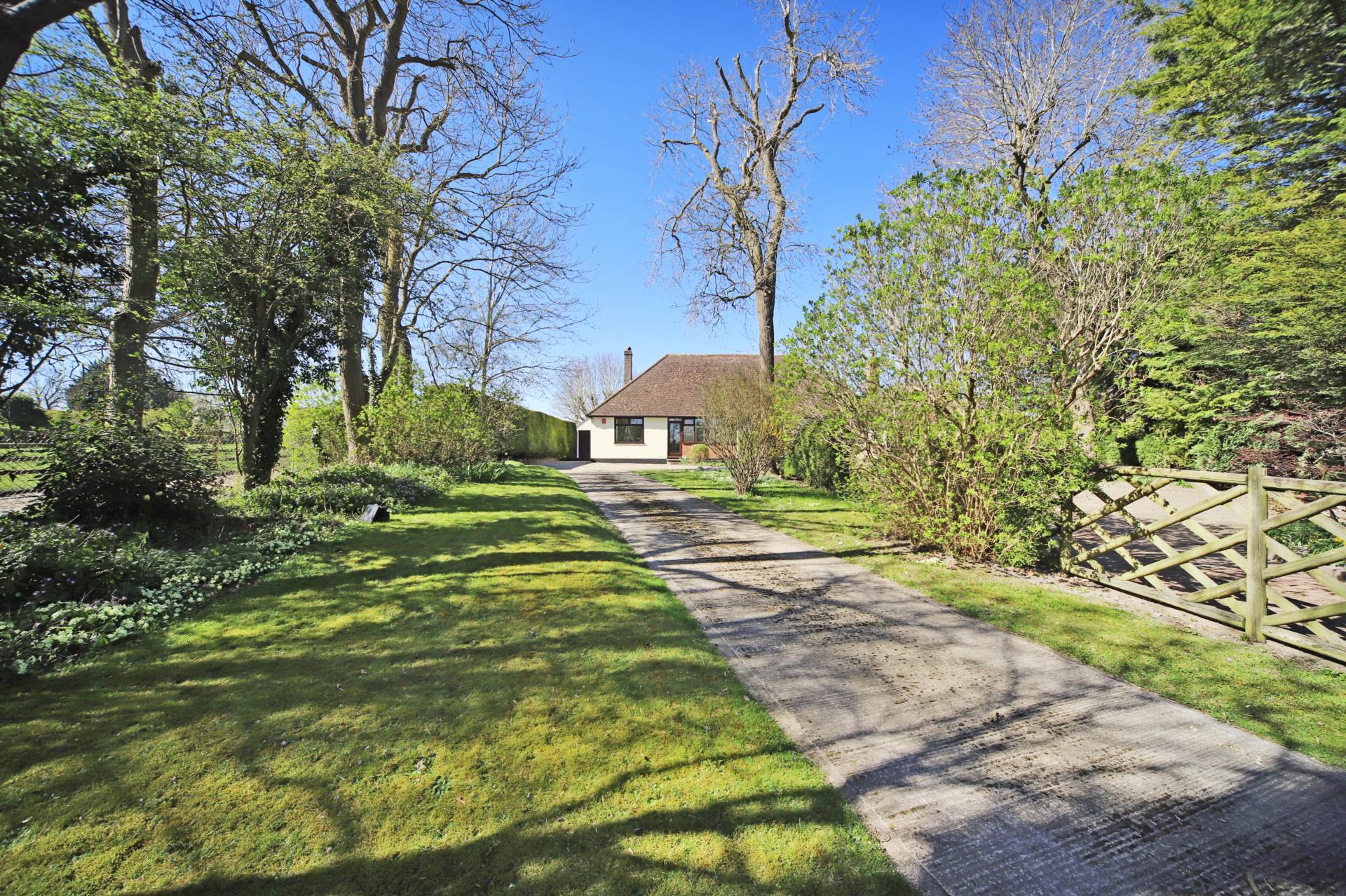 Edlesborough, Image 15