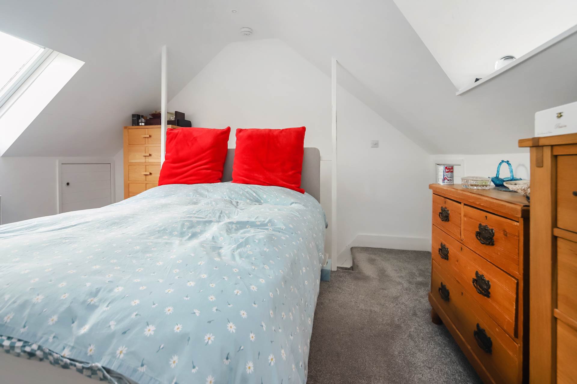 Western Road, Tring, Image 17