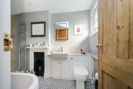 Western Road, Tring, Image 13