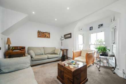 Western Road, Tring, Image 2