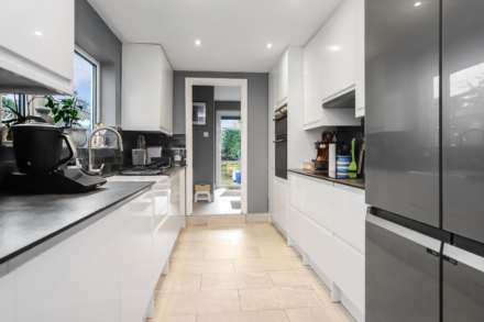 Western Road, Tring, Image 7