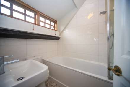 Clements Place, Tring, Image 12