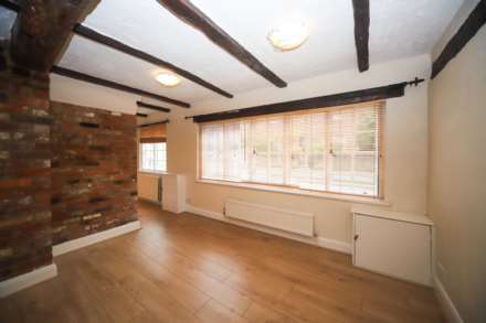 Clements Place, Tring, Image 5