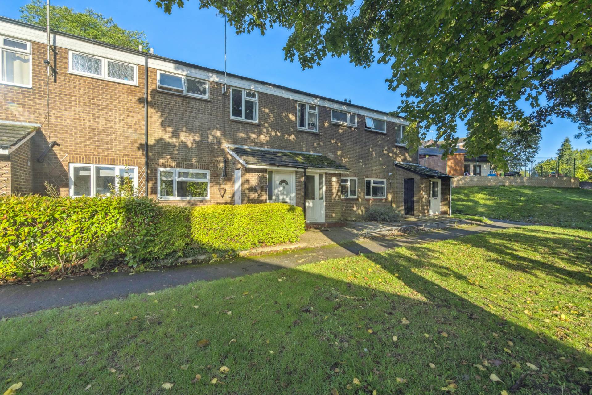 Kingsley Walk, Tring, Image 1