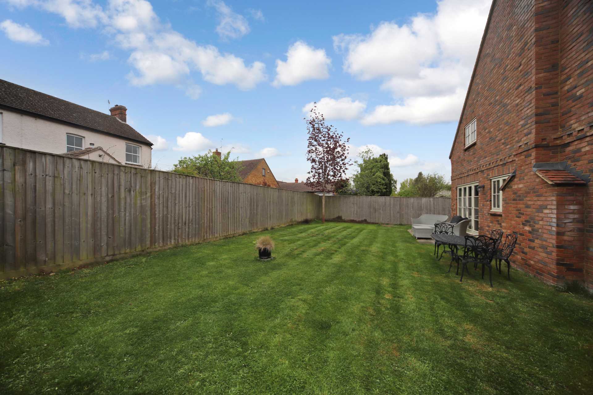 Weston Turville, Image 10