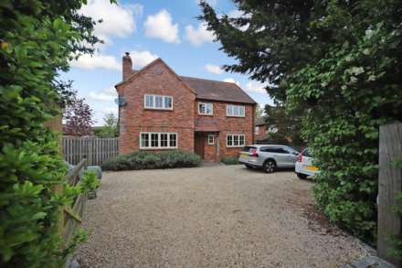 Weston Turville, Image 1