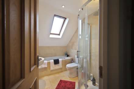 Weston Turville, Image 9