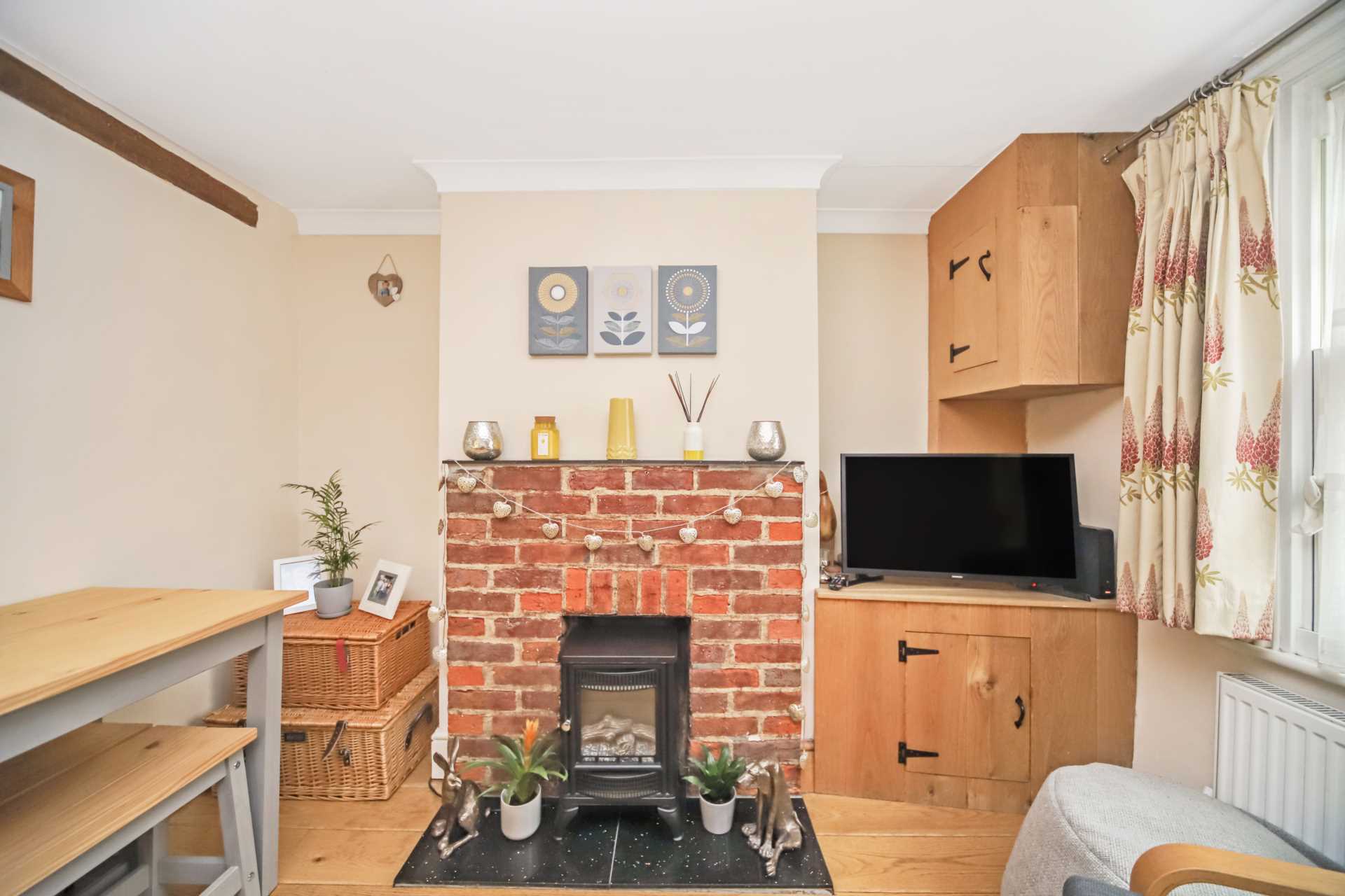 Akeman Street, Tring, Image 4