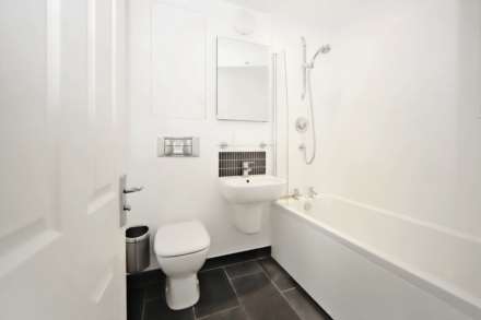 Longfield Road, Tring, Image 8