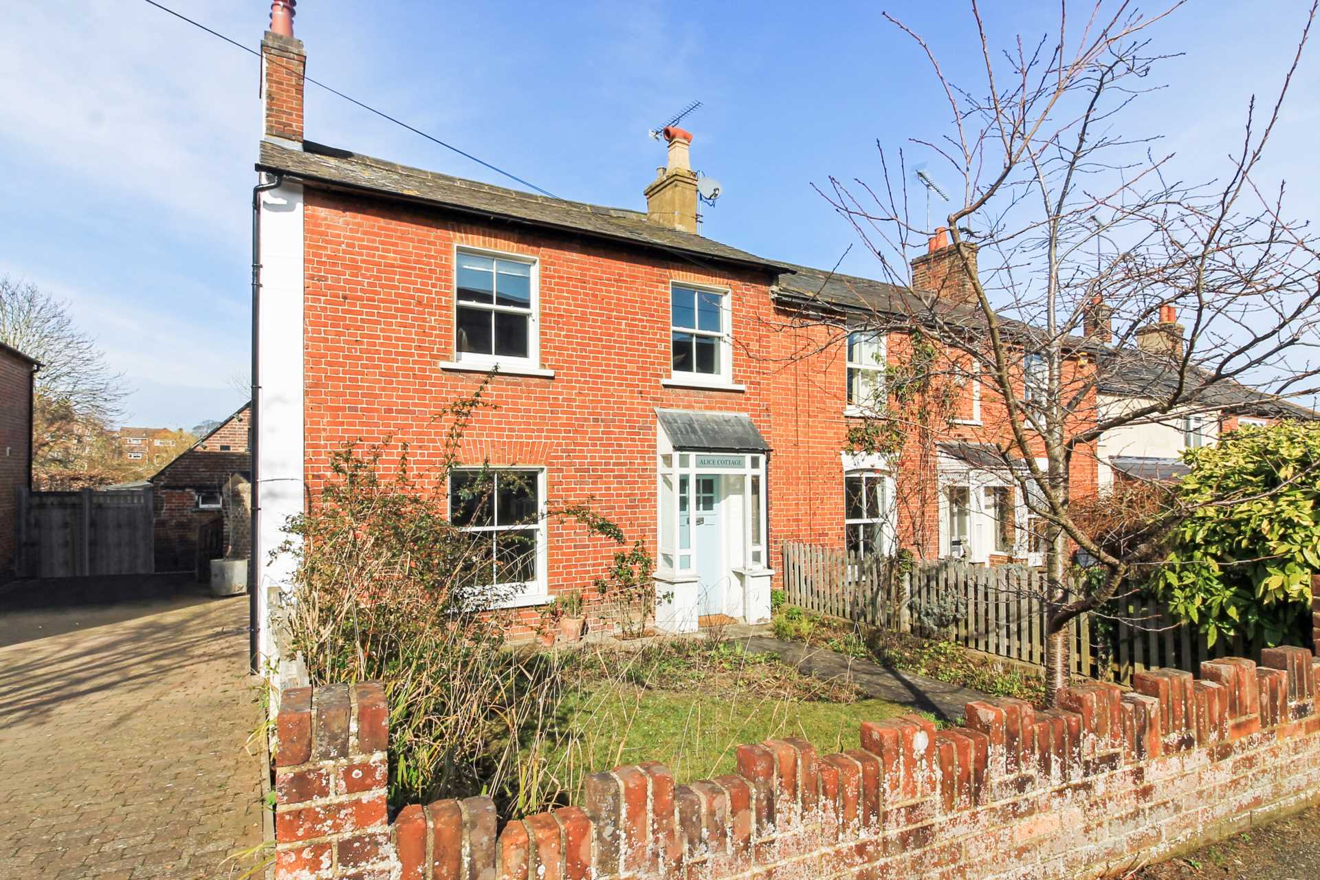 Western Road, Tring, Image 1