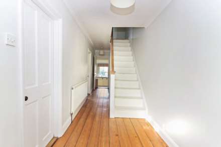 Western Road, Tring, Image 2