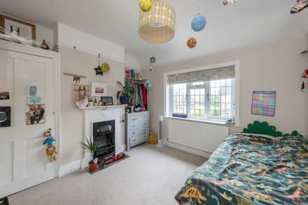 Tring, Image 13