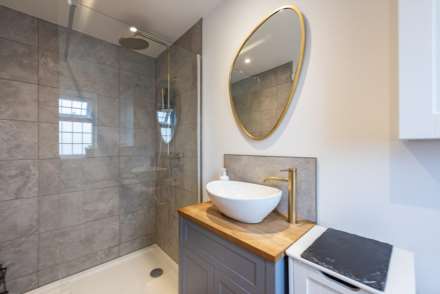 Tring, Image 21