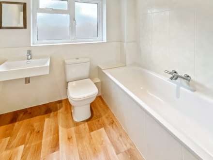 Marshcroft Lane, Tring, Image 9