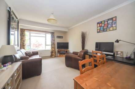 Rosebery Way, Tring, Image 2
