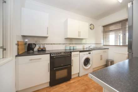 Rosebery Way, Tring, Image 4