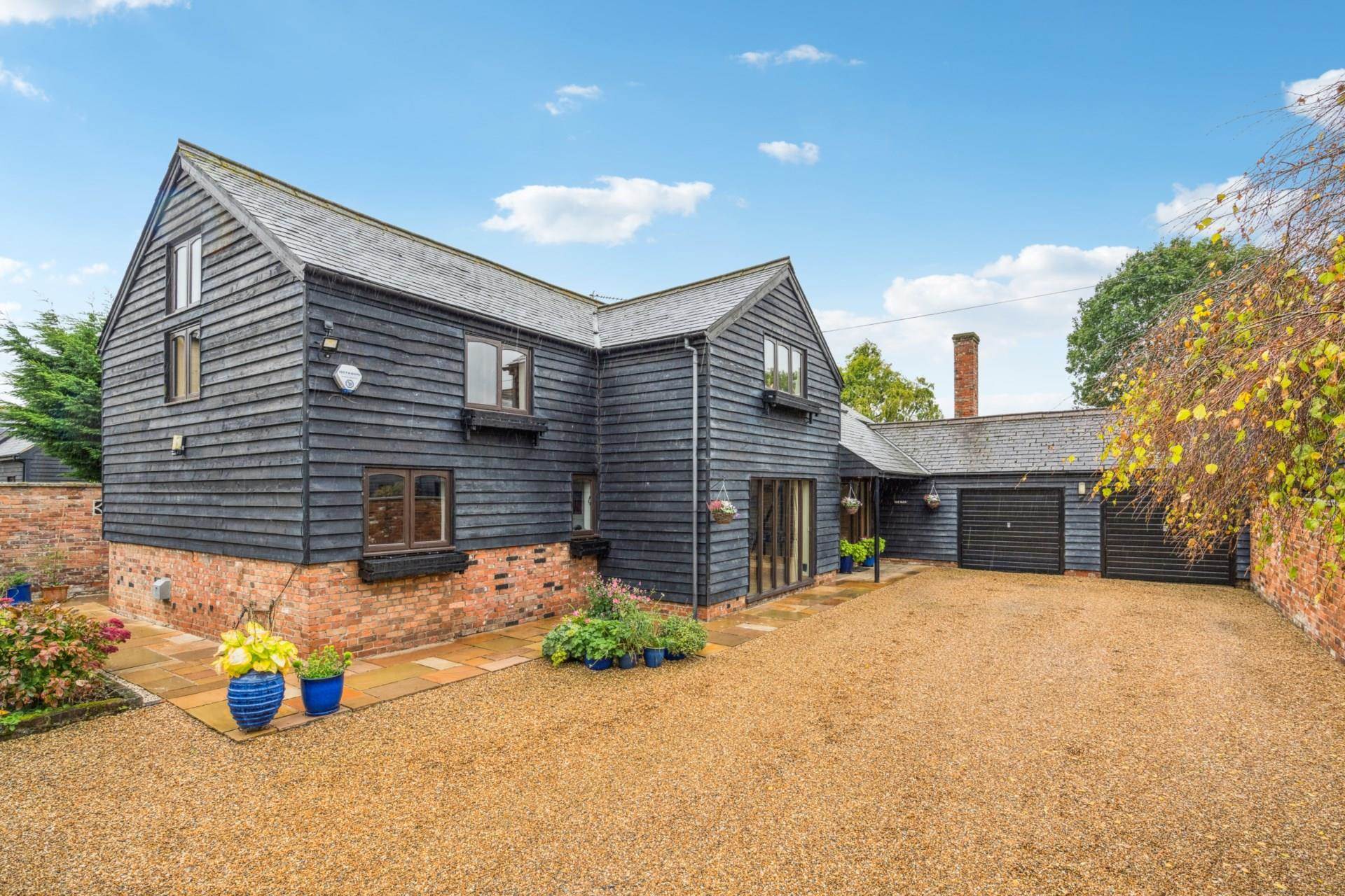 Chapel End Lane, Wilstone, Image 3