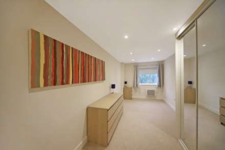 Brookside Court, Tring, Image 8