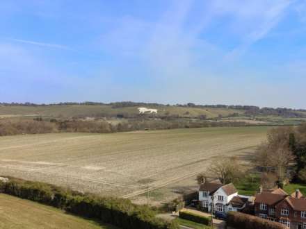 Edlesborough, Image 2