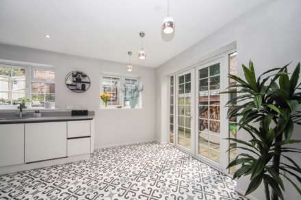 Hunters Close, Tring, Image 8