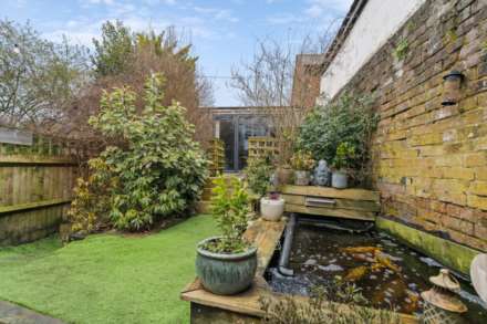 Park Road, Tring, Image 17