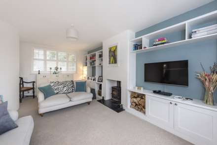 Chiltern Cottages, Buckland Common, Image 5