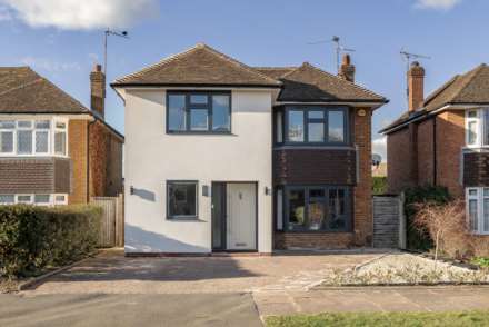 Harcourt Road, Tring, Image 1