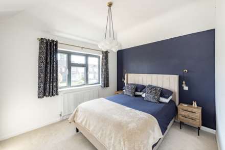 Harcourt Road, Tring, Image 19