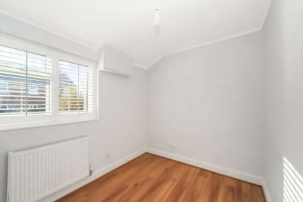 Queen Street, Tring, Image 9