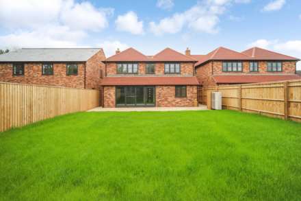 Slapton - Exceptional New Home, Image 19