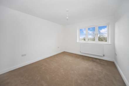 Slapton - EXCEPTIONAL NEW HOME, Image 9