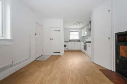 Western Road, Tring, Image 14