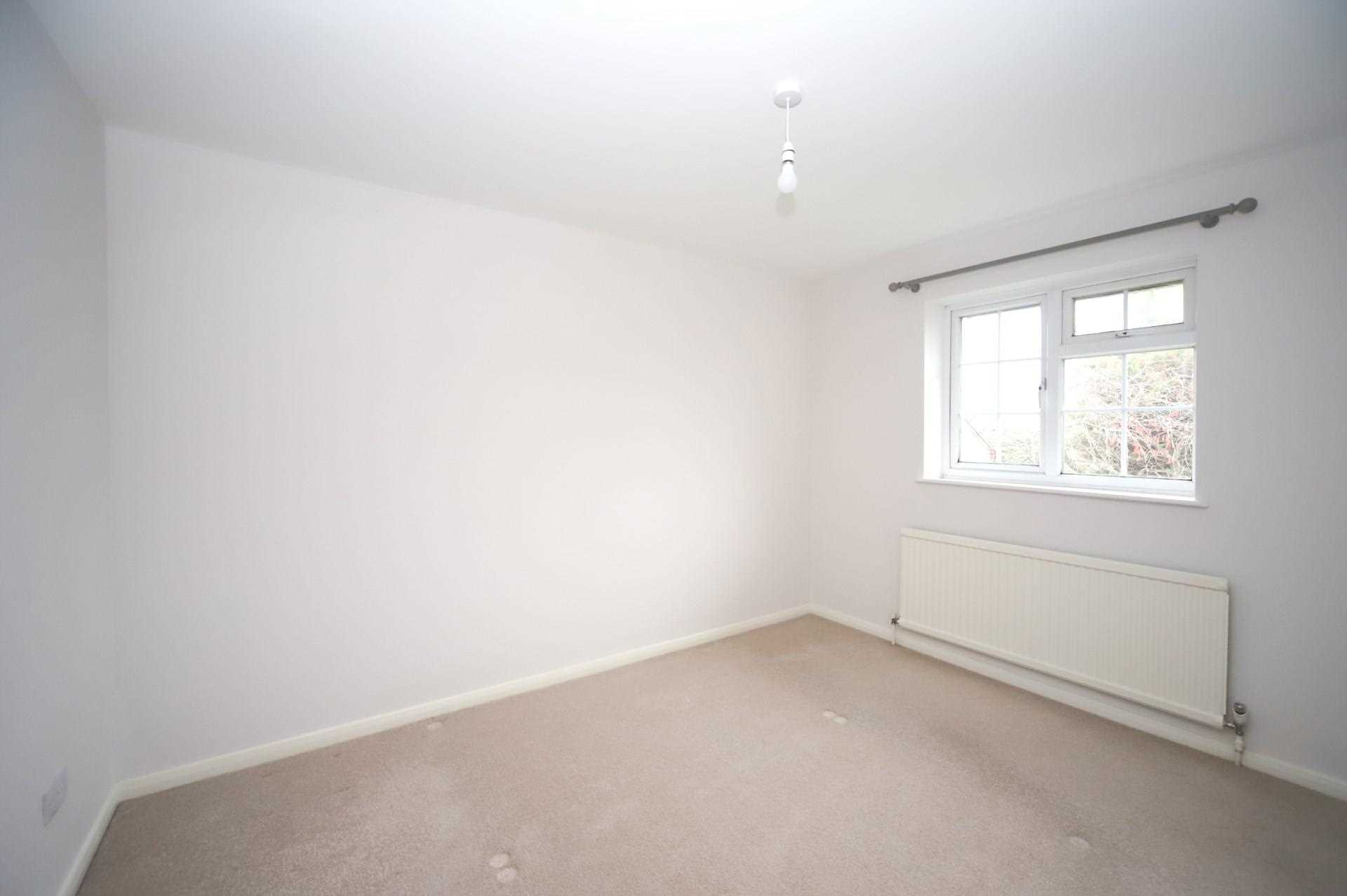 Lakeside, Tring, Image 7