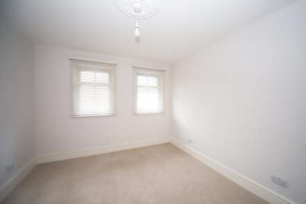 Lakeside, Tring, Image 8