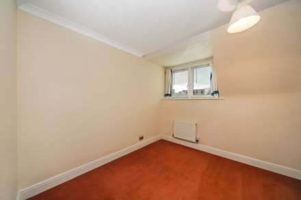 Tring, Image 8