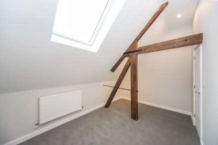 Crown Rose Court, Tring, Image 9
