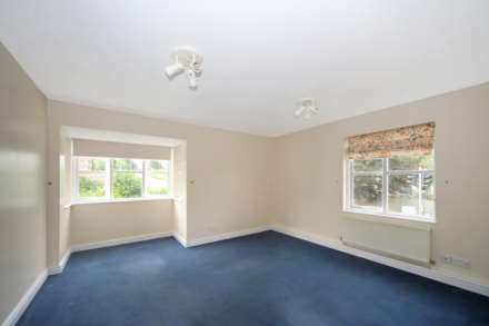 Chapel Meadow, Tring, Image 2