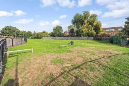 Chapel Meadow, Tring, Image 7