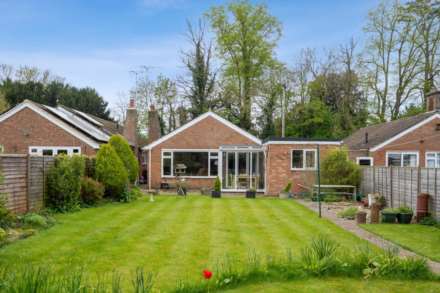 Mount Close, Aston Clinton, Image 14