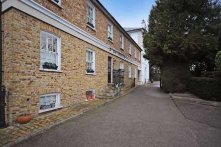 Posting House, Tring, Image 8