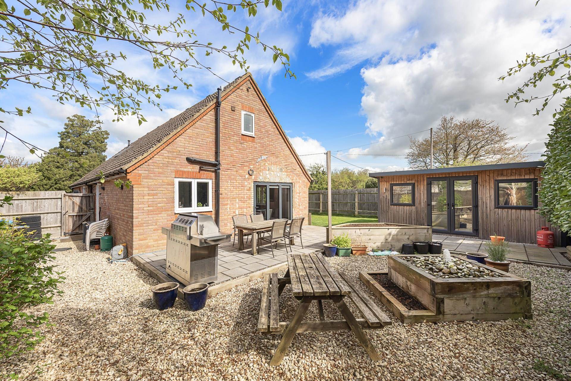 Recently re-available - New Road, Aston Clinton, Image 31