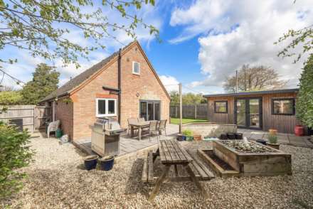 Recently re-available - New Road, Aston Clinton, Image 31