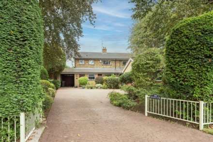 4 Bedroom Detached, Grove Road, Tring