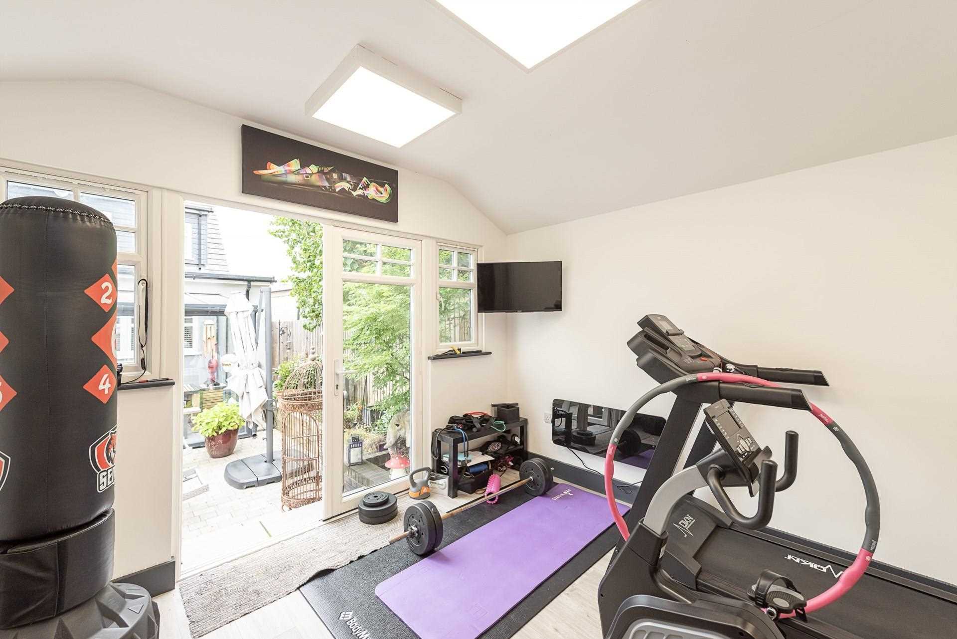 Dundale Road, Tring, Image 21