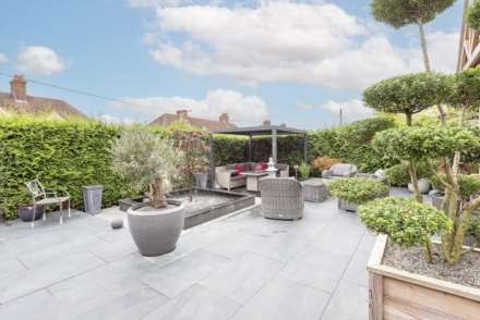 Dundale Road, Tring, Image 23